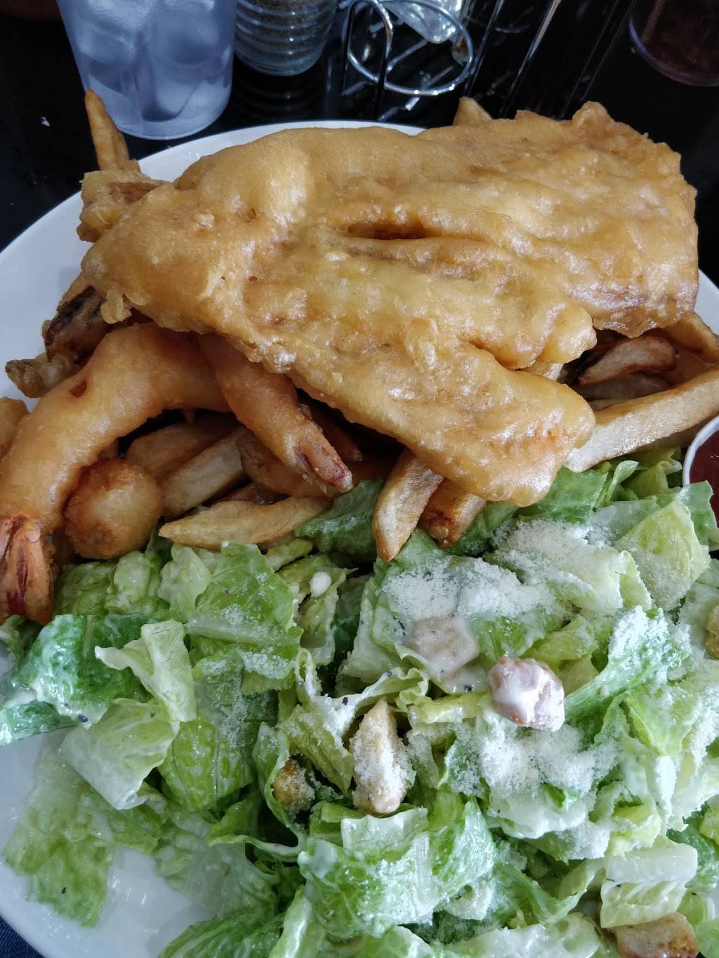 Halibut House Fish & Chips | restaurant | 3003 Danforth Ave, Scarborough, ON M1L 1E2, Canada | 4166918889 OR +1 416-691-8889