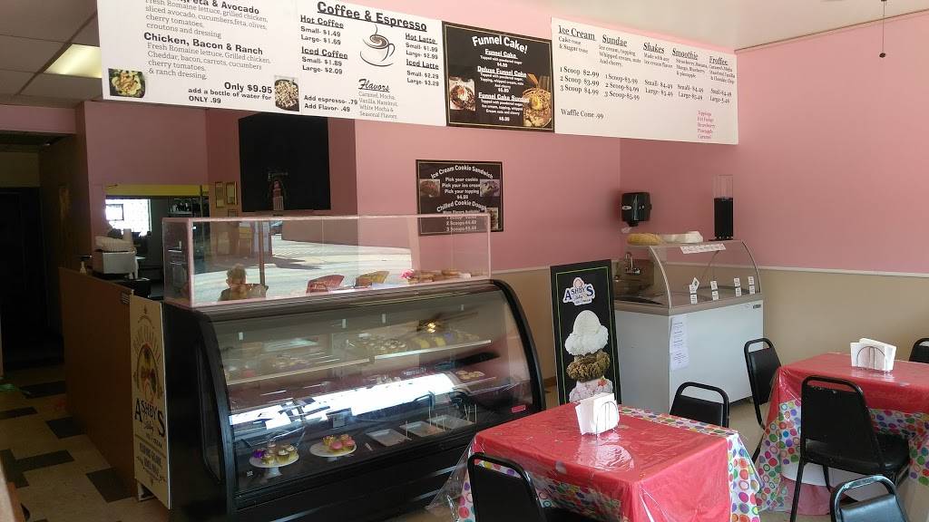 Ambers Coffee Cake | restaurant | 7242 W Touhy Ave, Chicago, IL 60631, USA | 7737446473 OR +1 773-744-6473