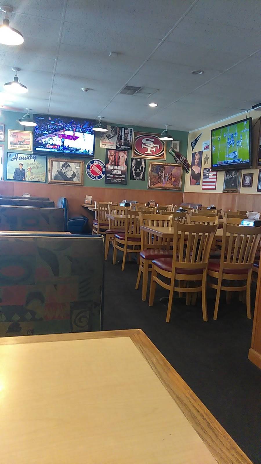 Straw Hat Pizza | restaurant | 1238 N Main St, Manteca, CA 95336, USA | 2098258744 OR +1 209-825-8744