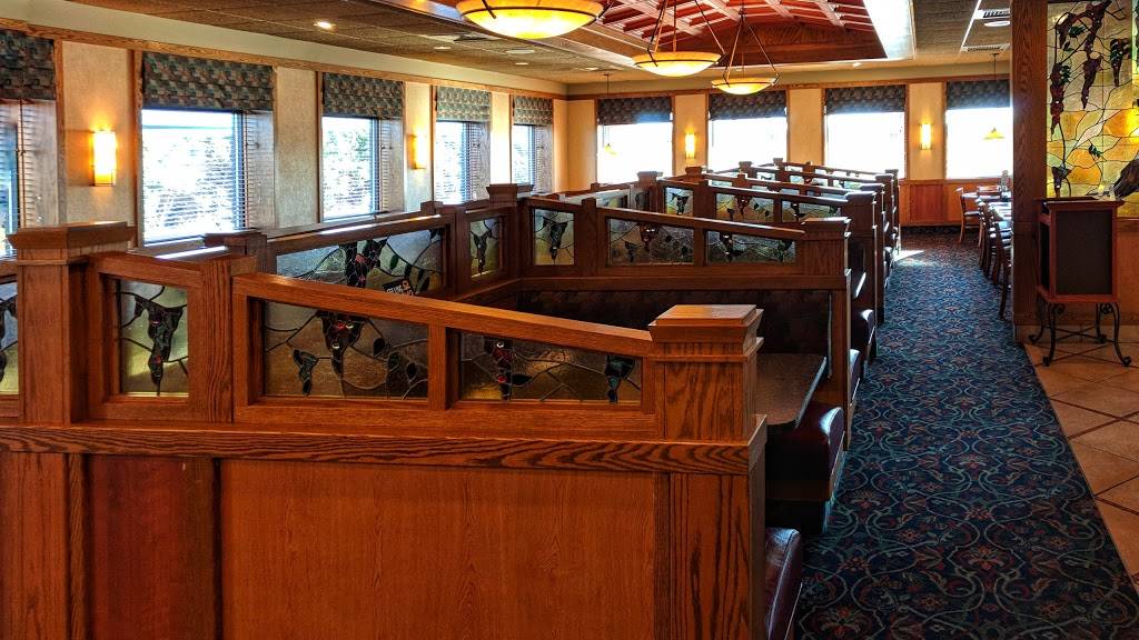 Pizza Hut | meal takeaway | 825 Phillips Blvd, Sauk City, WI 53583, USA | 6086434343 OR +1 608-643-4343