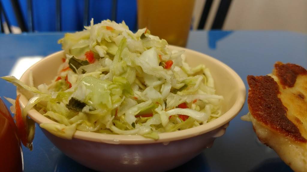 Loroccos Restaurant | restaurant | 1645 E Palmdale Blvd, Palmdale, CA 93550, USA | 6619475000 OR +1 661-947-5000