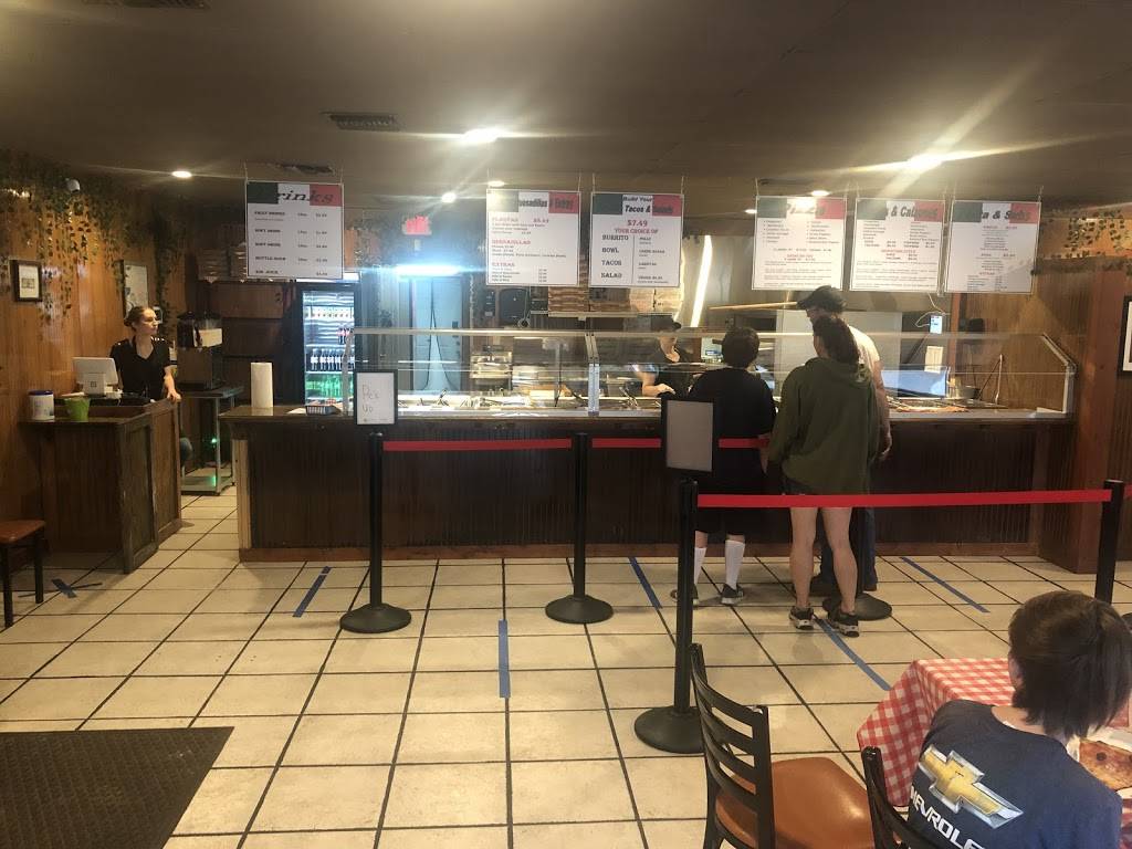 Santoras Mexican & Italian Kitchen | restaurant | 7013 Lithia Pinecrest Rd, Lithia, FL 33547, USA | 8138334998 OR +1 813-833-4998