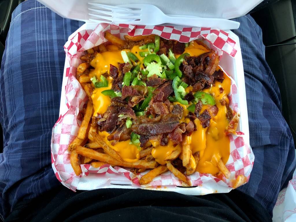 Island Burgers & Bites | restaurant | 111 Carl Winner Dr, Carolina Beach, NC 28428, USA | 9104586217 OR +1 910-458-6217