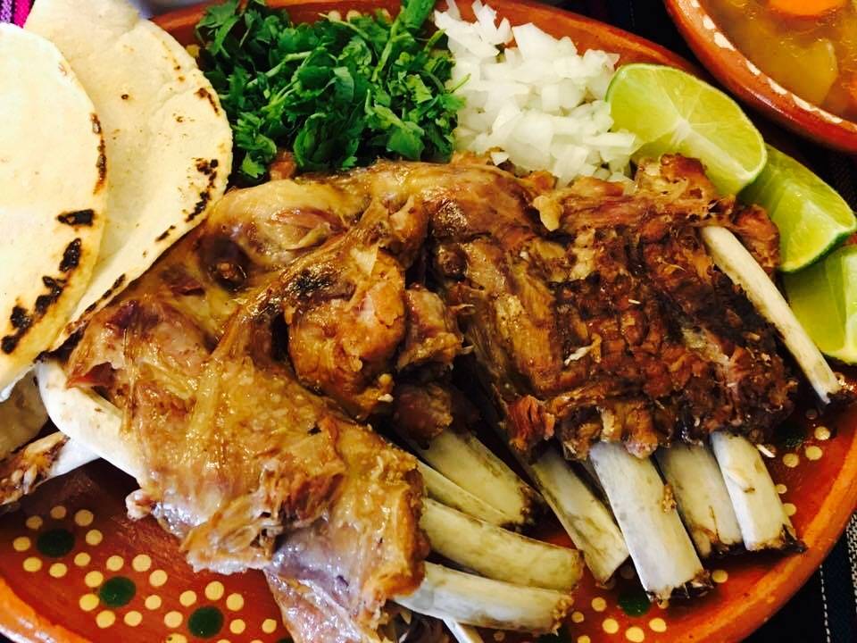 Barbacoa Hidalguense | restaurant | 5001 Carmen Blvd, Las Vegas, NV 89108, USA | 7023537119 OR +1 702-353-7119