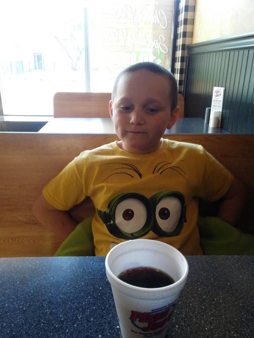 Pizza Joes | restaurant | 222 W Main St, Cortland, OH 44410, USA | 3306381222 OR +1 330-638-1222