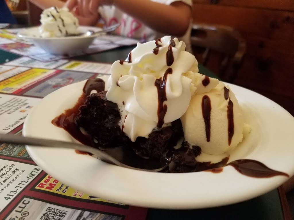 Wolfies Restaurant | restaurant | 52 S Main St, South Deerfield, MA 01373, USA | 4136657068 OR +1 413-665-7068