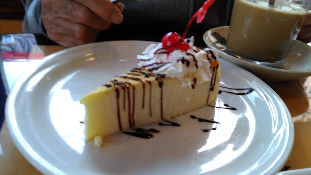 Bay House Bistro | restaurant | 574 Bay St, Staten Island, NY 10304, USA | 7185560480 OR +1 718-556-0480