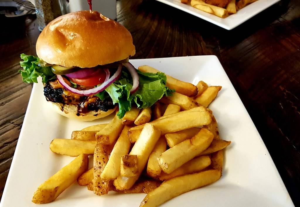 The Butcher & Banker Pub | restaurant | 4520 Ontario St, Beamsville, ON L0R 1B5, Canada | 9055633777 OR +1 905-563-3777