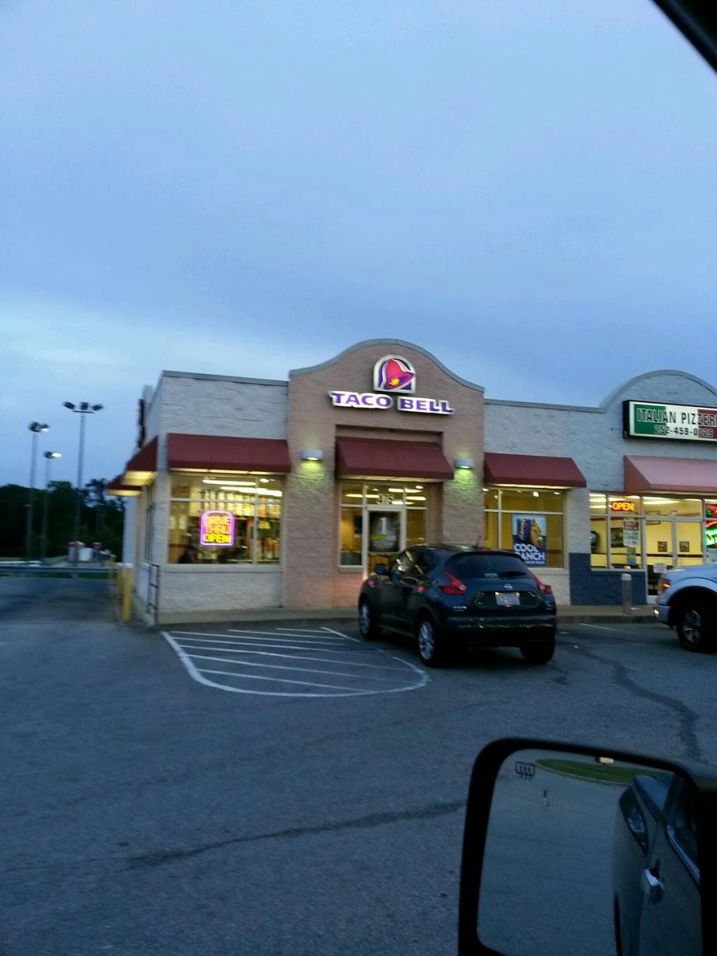 Taco Bell | meal takeaway | 475 W Washington St, Nashville, NC 27856, USA | 2524596577 OR +1 252-459-6577