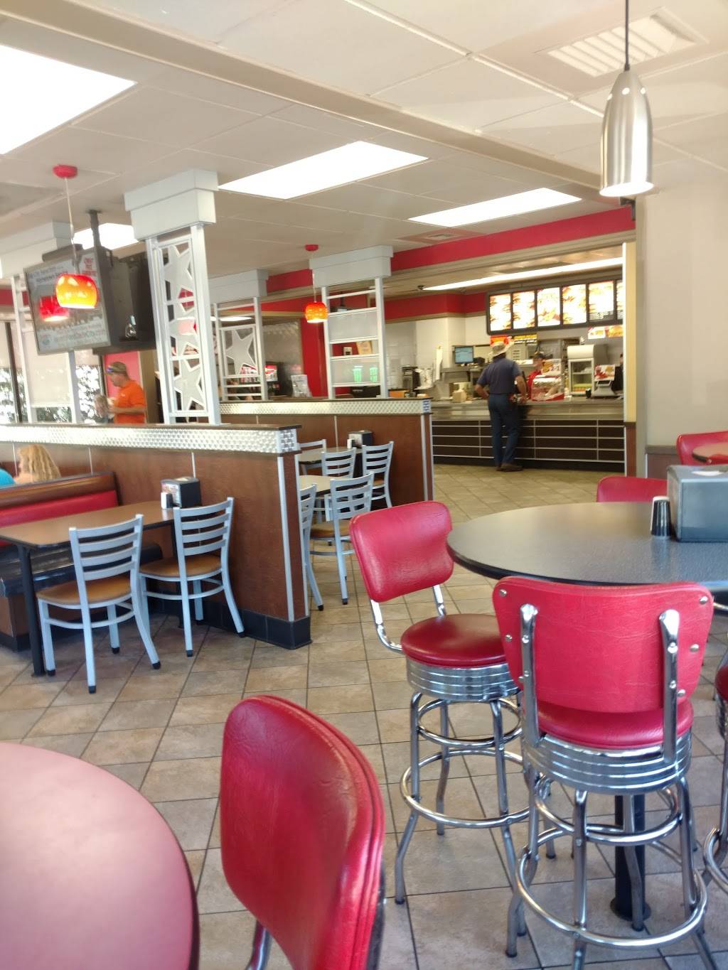 Hardees | restaurant | 1685 W Jefferson St, Brooksville, FL 34601, USA | 3527996126 OR +1 352-799-6126