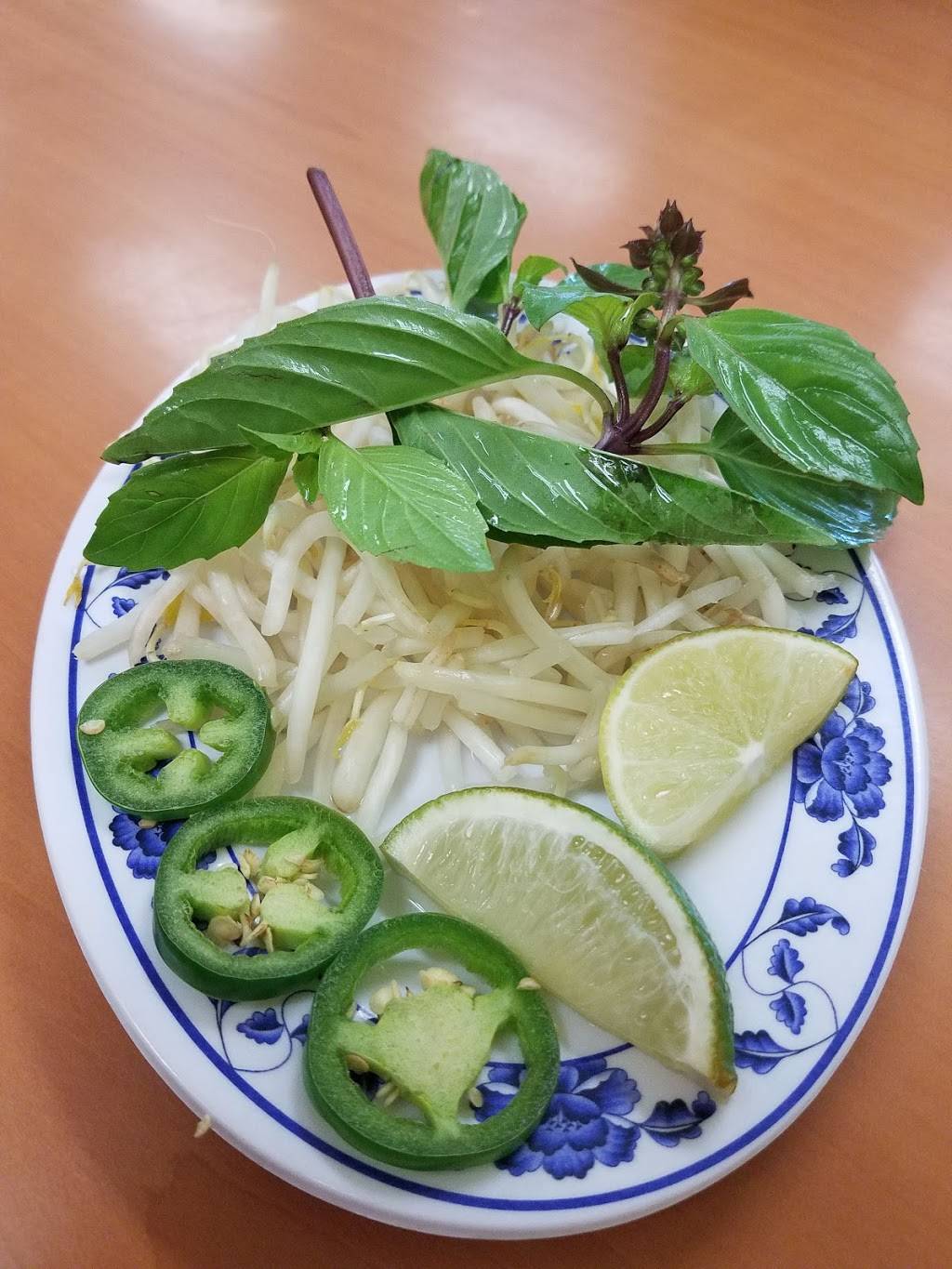 Pho Tay Bac Restaurant | restaurant | 860 W Imperial Hwy # A, Brea, CA 92821, USA | 7145292162 OR +1 714-529-2162