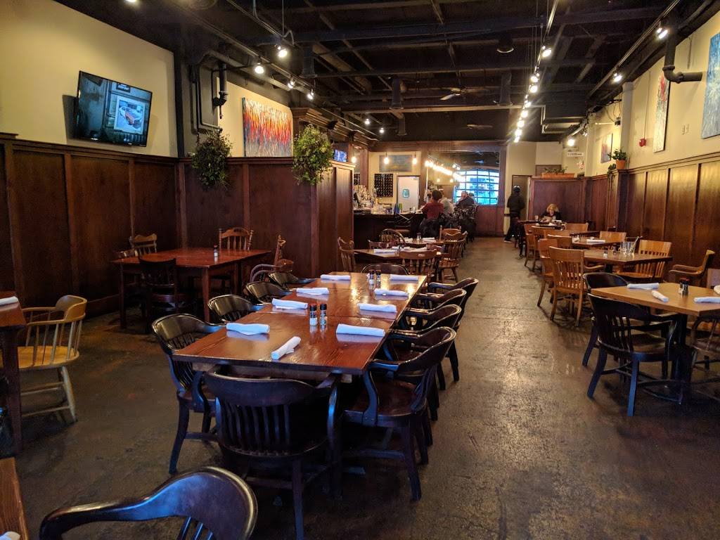 Jackson Street Tavern | restaurant | 1125 Jackson St, Omaha, NE 68102, USA | 4029915637 OR +1 402-991-5637