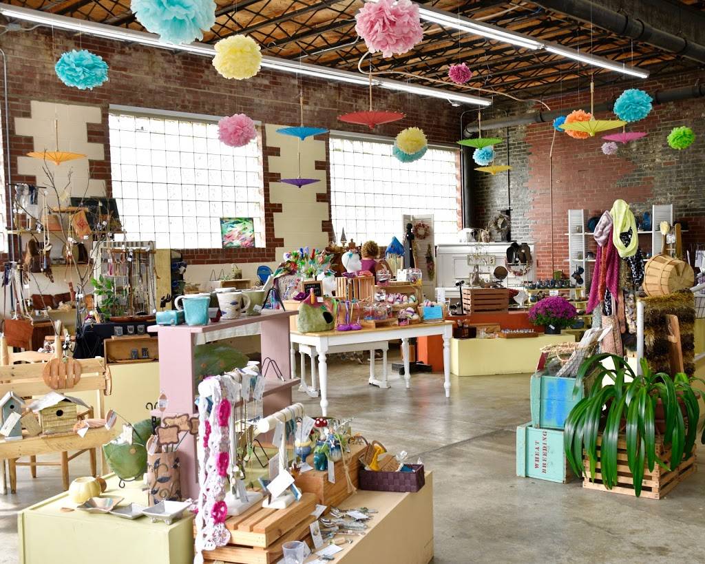 Local Roots Market & Café | cafe | 140 S Walnut St, Wooster, OH 44691, USA | 3302635336 OR +1 330-263-5336