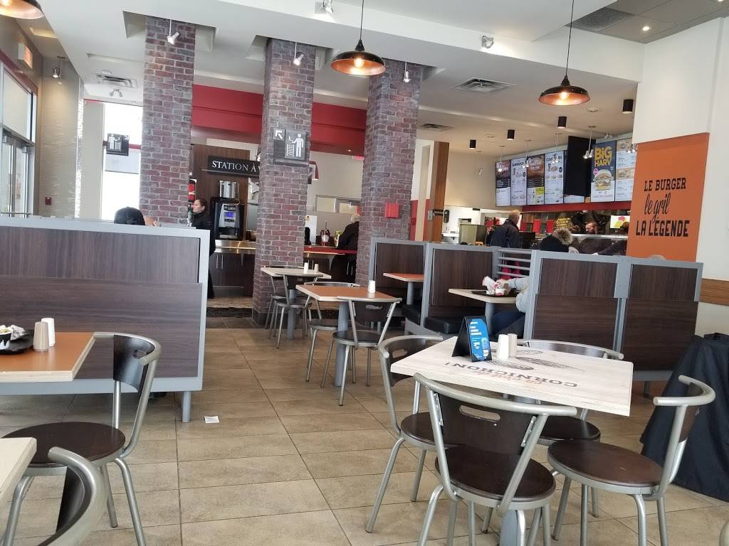 St-Hubert Express | restaurant | 3200 Boulevard Fréchette, Chambly, QC J3L 6Z6, Canada | 5143855555 OR +1 514-385-5555