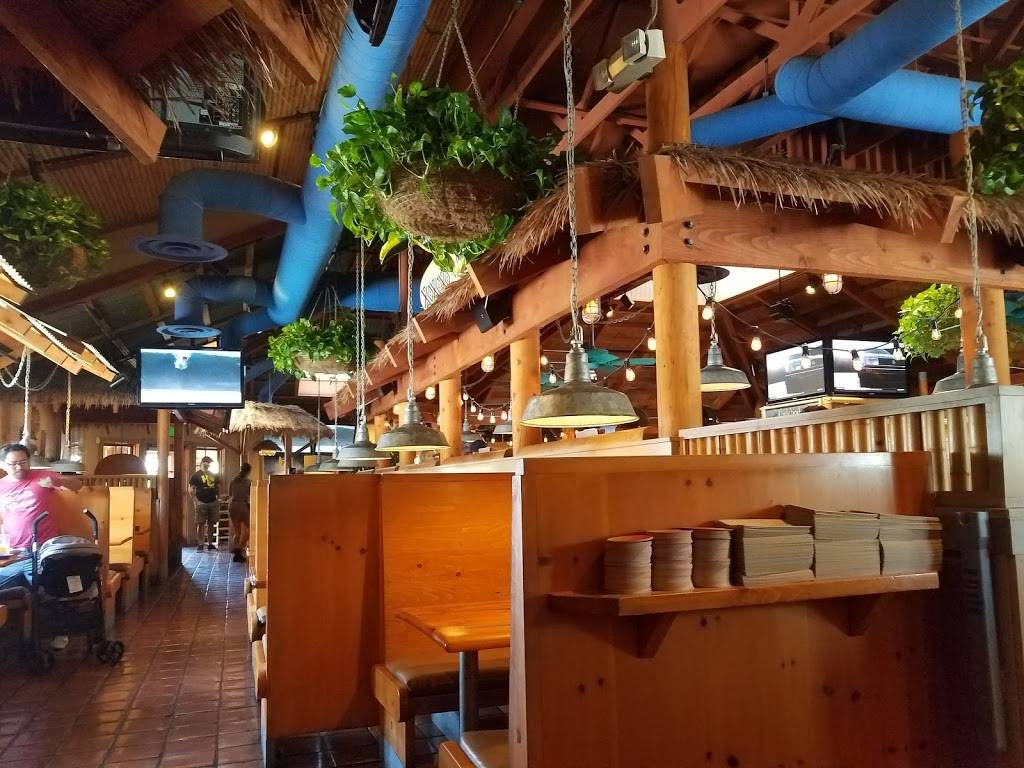 Islands Restaurant Santa Clarita | restaurant | 24180 Valencia Blvd, Santa Clarita, CA 91355, USA | 6612845903 OR +1 661-284-5903