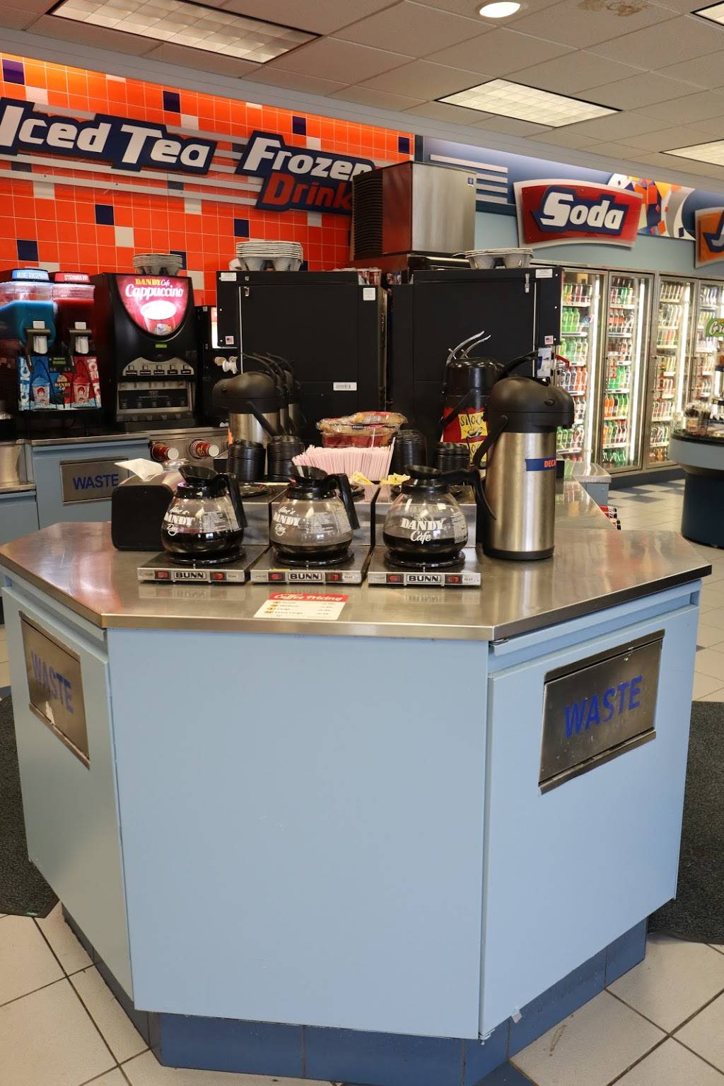 Dandy Mini Mart | meal takeaway | 121 S Elmer Ave, Sayre, PA 18840, USA | 5708886747 OR +1 570-888-6747