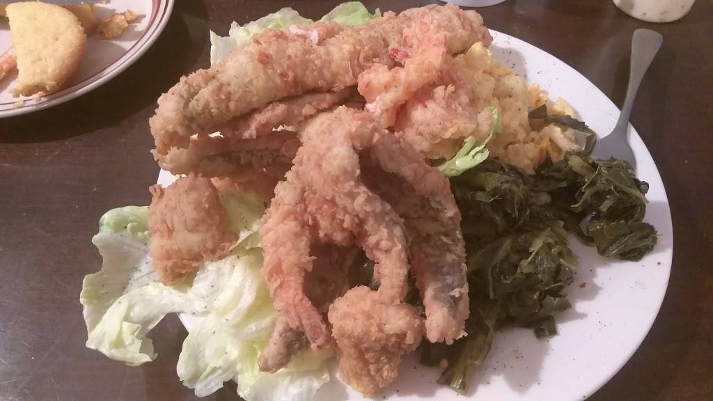 Catfish Cafe | restaurant | 14707 Guy R Brewer Blvd, Jamaica, NY 11434, USA | 7187230233 OR +1 718-723-0233