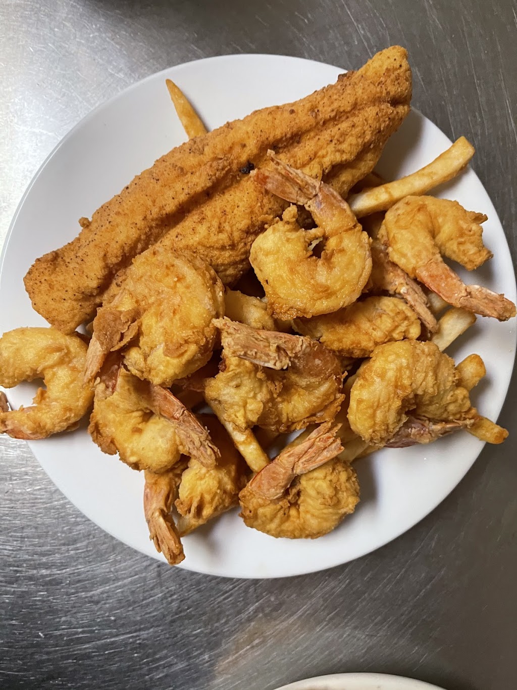 Circle Grill | restaurant | 5325 Cotton St, Graceville, FL 32440, USA | 8502633292 OR +1 850-263-3292