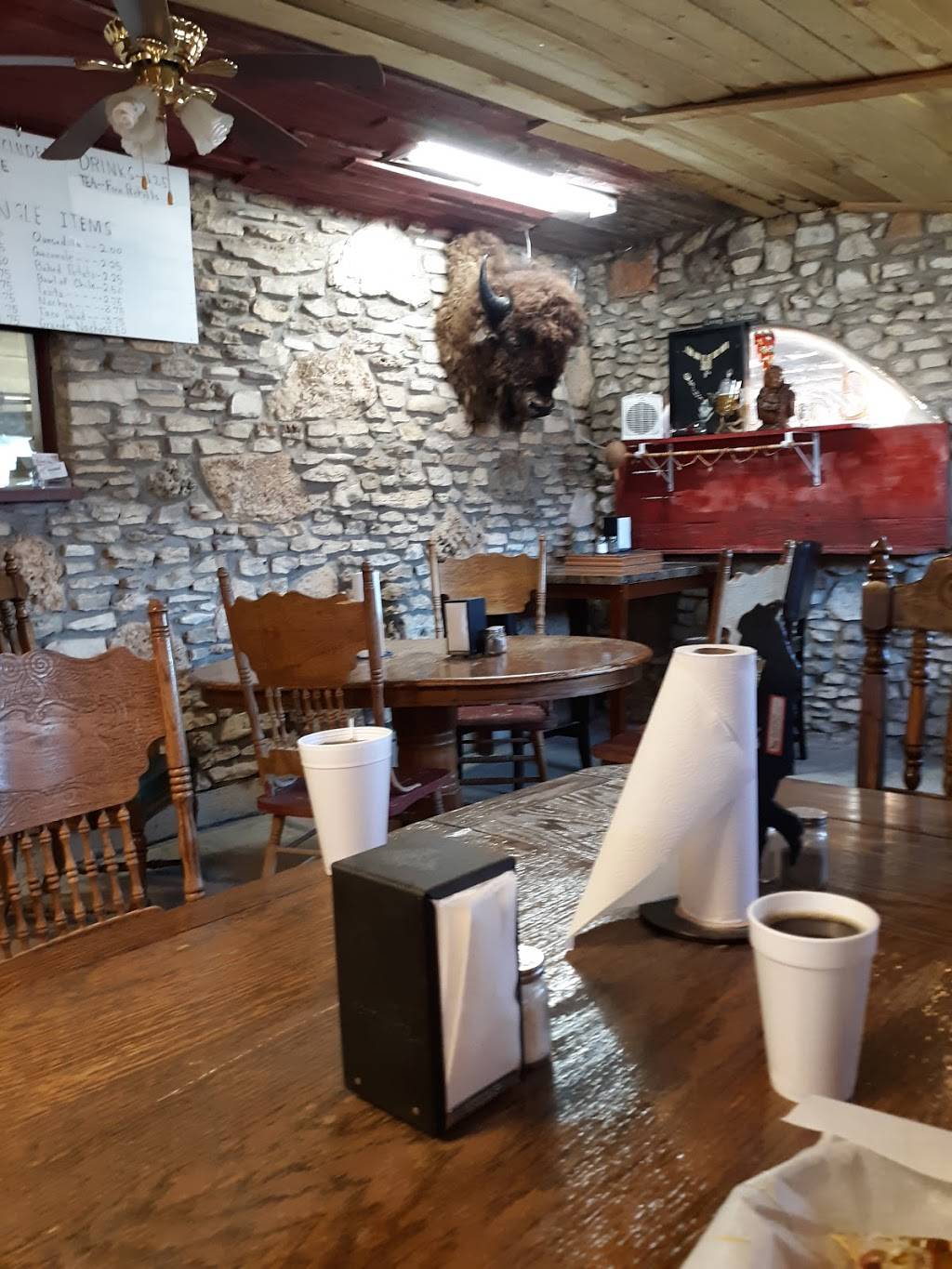 Carmen’s place | restaurant | 6201 TX-317, Belton, TX 76513, USA | 2547801100 OR +1 254-780-1100