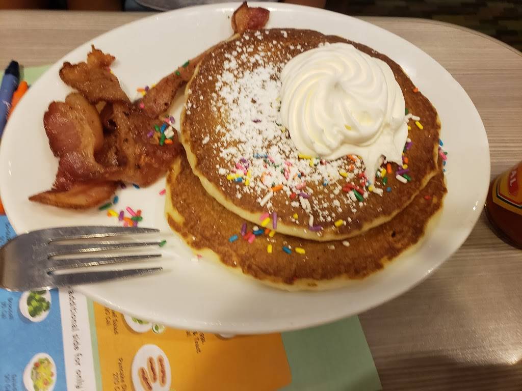 Perkins Restaurant & Bakery | restaurant | 1551 Del Prado Blvd S, Cape Coral, FL 33990, USA | 2397729000 OR +1 239-772-9000
