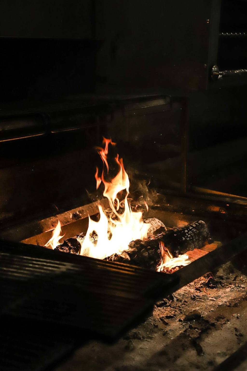 Papa Cenar | restaurant | 2445 N Milwaukee Ave, Chicago, IL 60647, USA | 7736978463 OR +1 773-697-8463