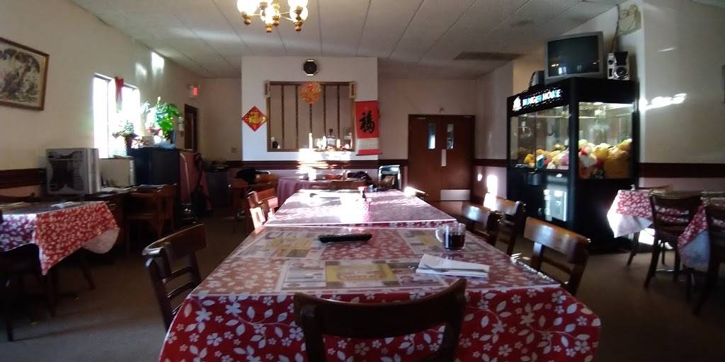 Happy In Restaurant | restaurant | 139 Talbot St W, Leamington, ON N8H 1N2, Canada | 5193266127 OR +1 519-326-6127