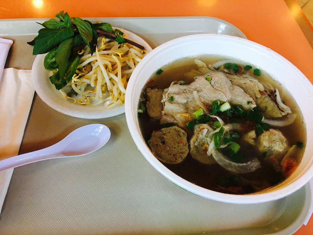 Pho Factory | restaurant | 2201 Kalakaua Ave #B207, Honolulu, HI 96815, USA | 8089221888 OR +1 808-922-1888