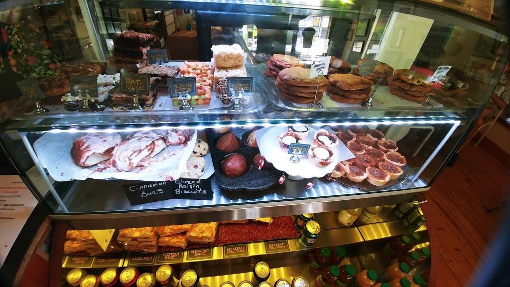 Bridgewater Coffee & Pizza | meal takeaway | 16 Bridge St N, Hastings, ON K0L 1Y0, Canada | 7056962920 OR +1 705-696-2920