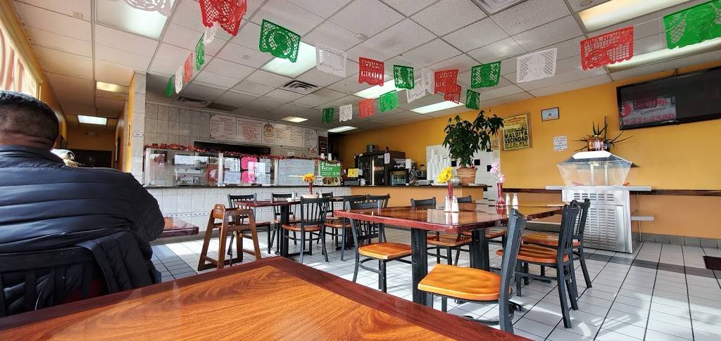 Taco Rico | restaurant | 1524 S Main St, Las Vegas, NV 89102, USA | 7024312580 OR +1 702-431-2580