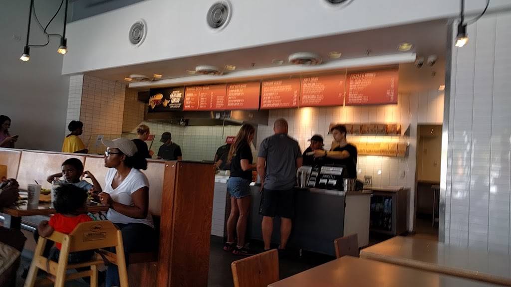 Chipotle Mexican Grill | restaurant | 829 E Bloomingdale Ave, Brandon, FL 33511, USA | 8134236384 OR +1 813-423-6384