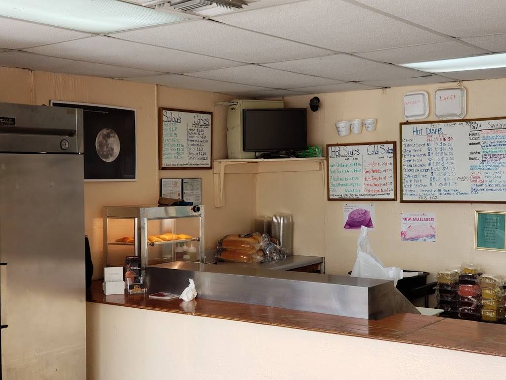 Tonys | restaurant | 64 W 21st St, Riviera Beach, FL 33404, USA | 5618457741 OR +1 561-845-7741