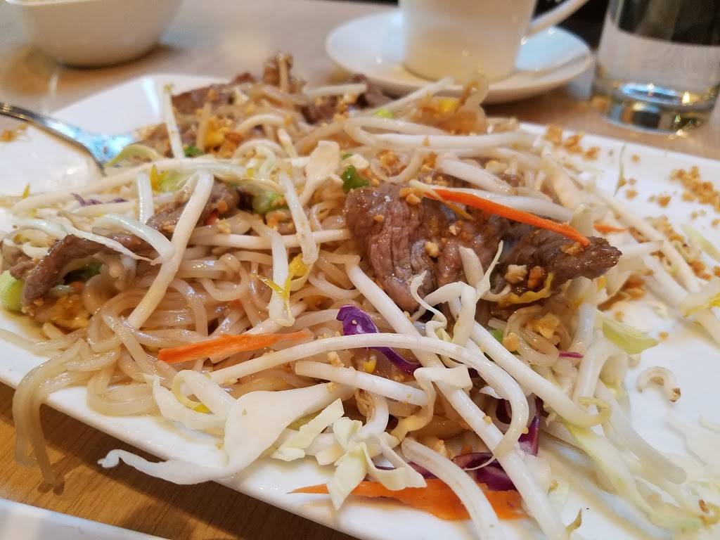 Naam Thai Cuisine | restaurant | 1404 34th Ave, Seattle, WA 98122, USA | 2065686226 OR +1 206-568-6226