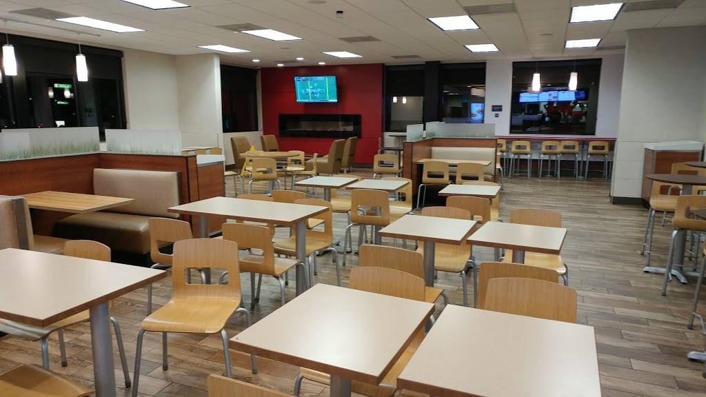 Wendys | restaurant | 2681 E 120th Ave, Thornton, CO 80233, USA | 3032548365 OR +1 303-254-8365
