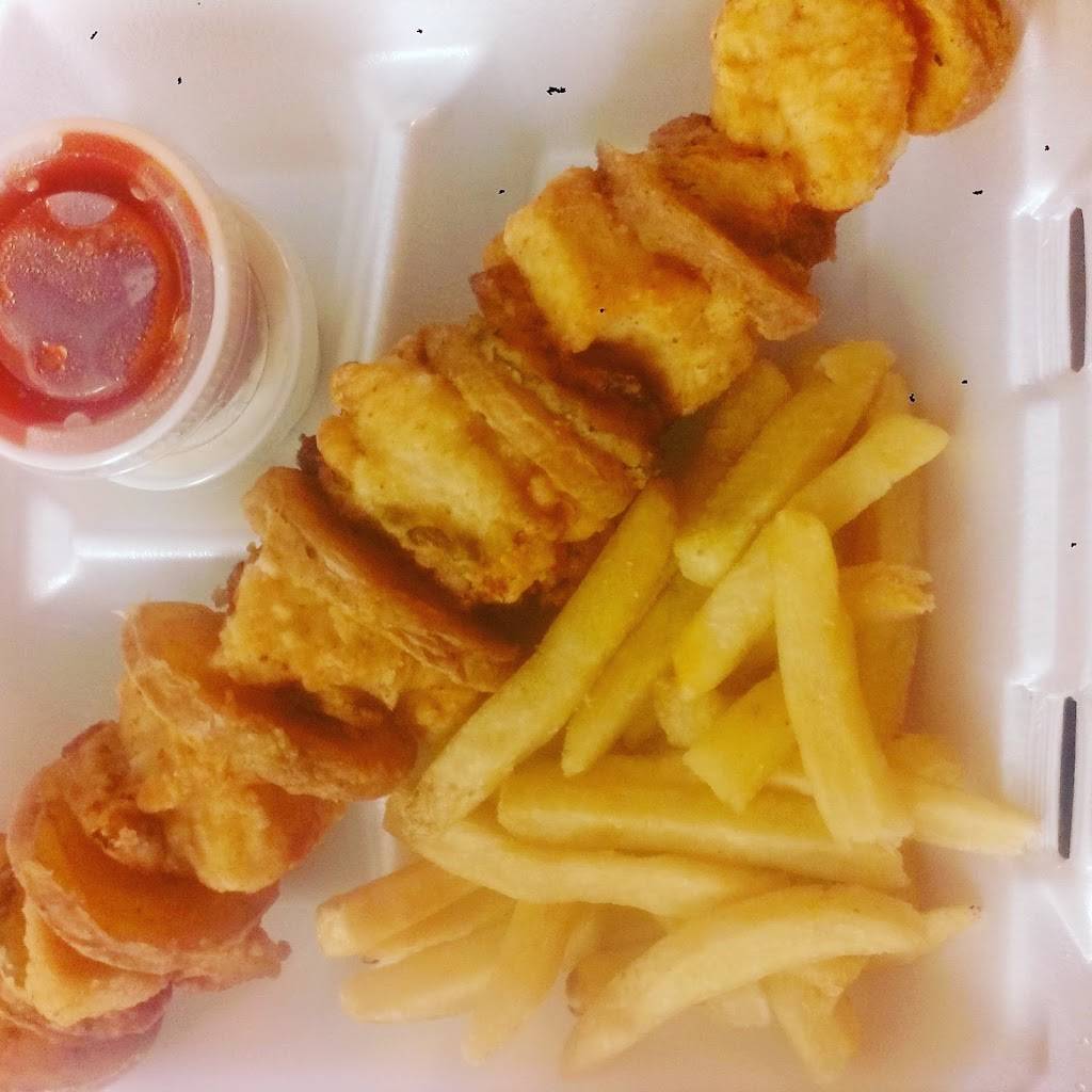 Sams Cafe | restaurant | 103 Cunningham St, Terry, MS 39170, USA | 6015402860 OR +1 601-540-2860