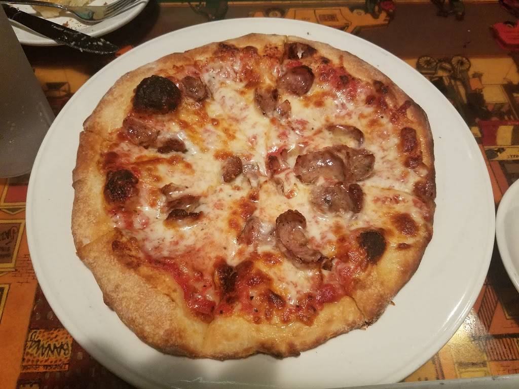 Lombardis Pizza | restaurant | 11130 W Oakland Park Blvd #6808, Sunrise, FL 33351, USA | 9547415071 OR +1 954-741-5071