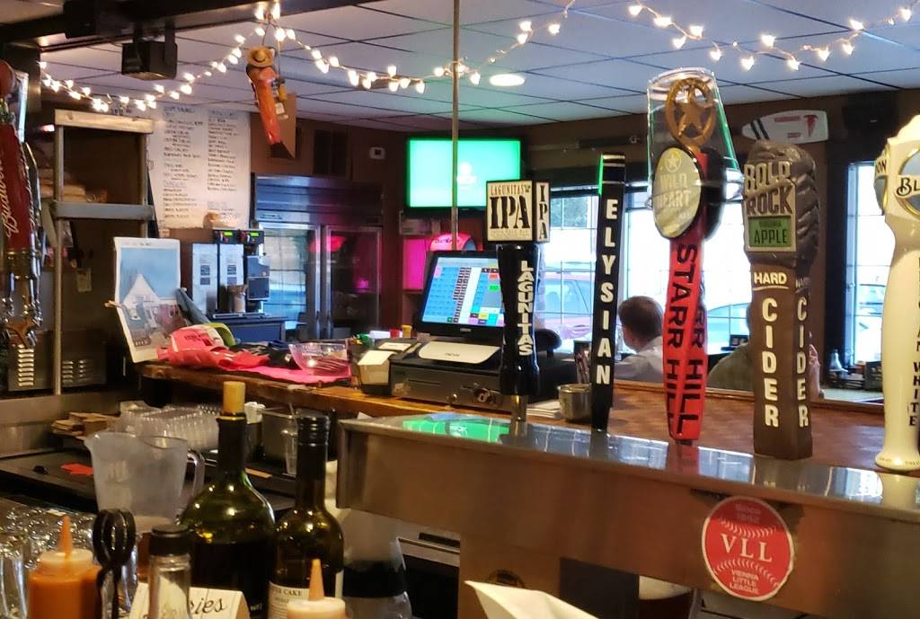 Vienna Inn | restaurant | 120 Maple Ave E, Vienna, VA 22180, USA | 7039389548 OR +1 703-938-9548