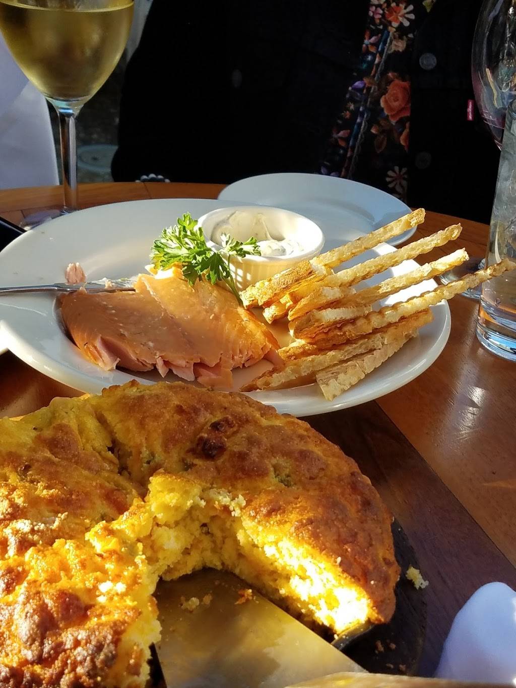 Rutherford Grill | restaurant | 1180 Rutherford Rd, Rutherford, CA 94573, USA | 7079631792 OR +1 707-963-1792