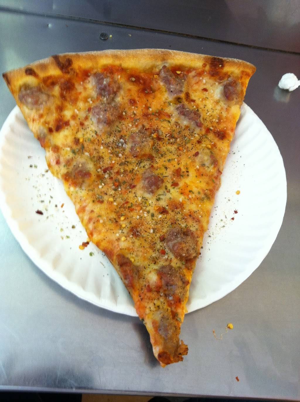 Gotham Pizza | meal takeaway | 144 9th Ave, New York, NY 10011, USA | 2129898858 OR +1 212-989-8858