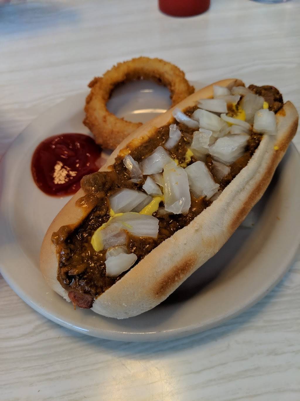 North Coney Island | restaurant | 2668 US-23, Alpena, MI 49707, USA | 9893542315 OR +1 989-354-2315