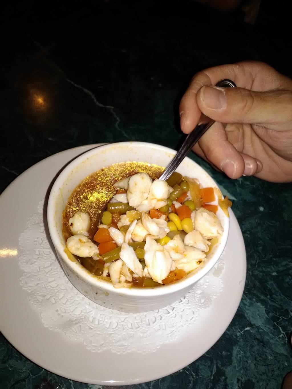 Fishermans Catch | restaurant | 1 Maurice Dr, Forest Hill, MD 21050, USA | 4108935555 OR +1 410-893-5555