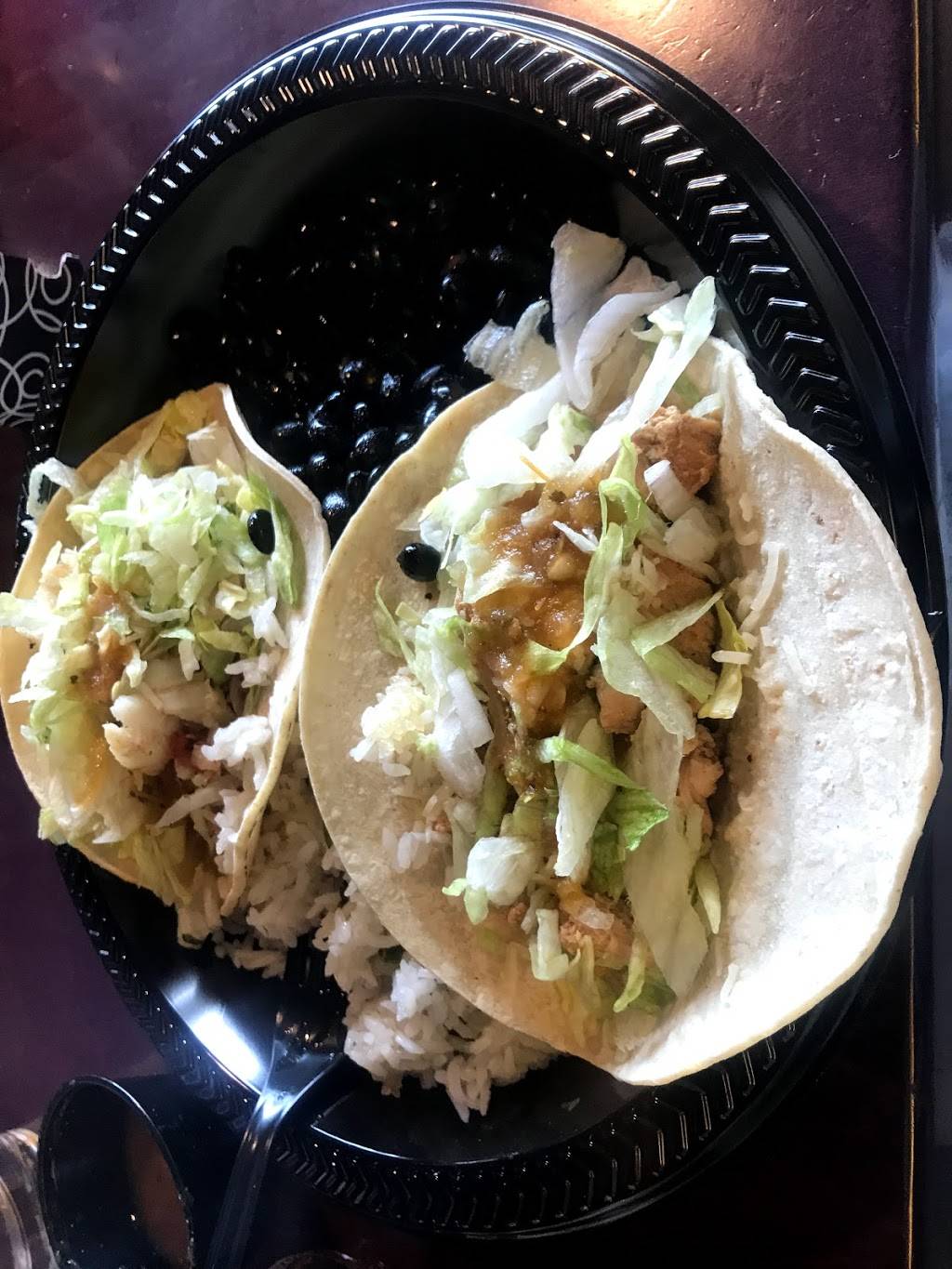 Que Bueno! Mexican Grille | restaurant | 8500 Peña Blvd, Denver, CO 80249, USA | 3033423372 OR +1 303-342-3372