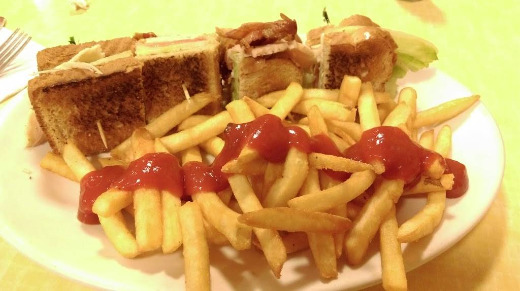 Rolandos Diner | restaurant | 140 Court St, Binghamton, NY 13901, USA | 6077239058 OR +1 607-723-9058