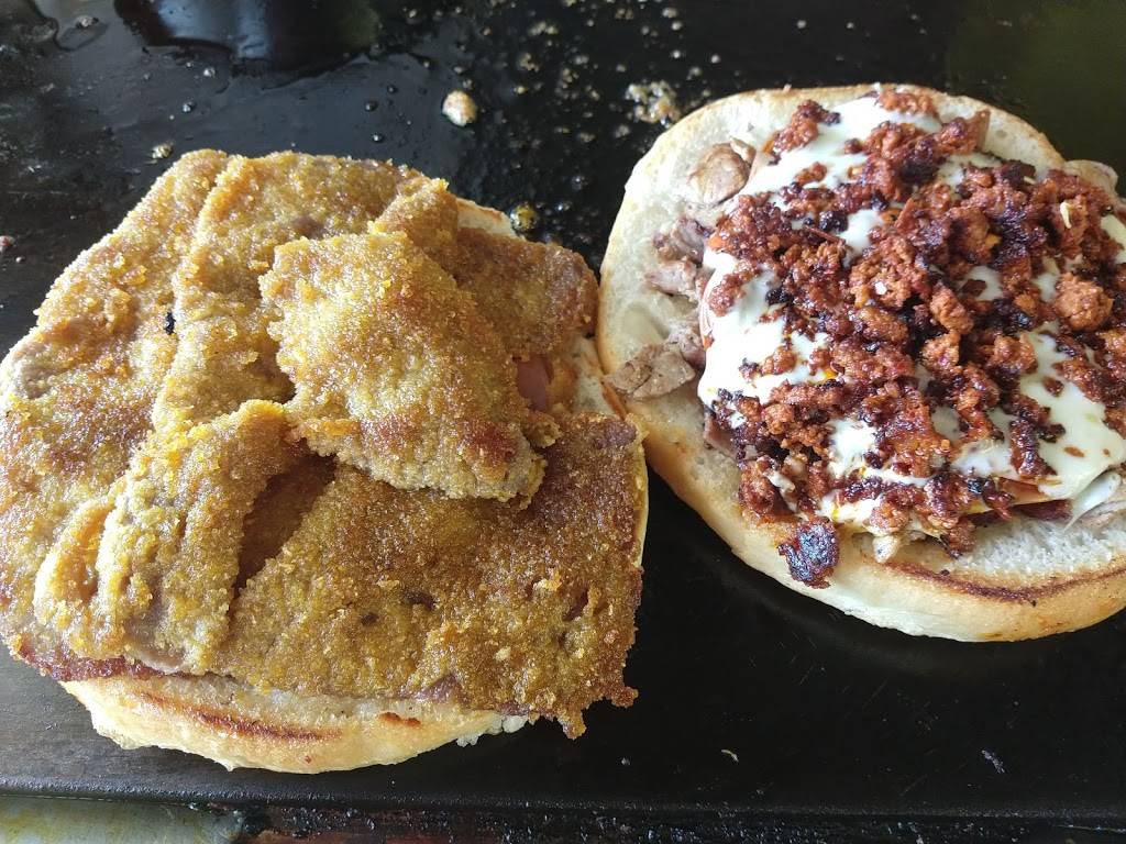 El Capricho TORTAS | restaurant | Av. Fco J. Mina 1123, Mariano Matamoros, 22206 Tijuana, B.C., Mexico | 016642166042 OR +52 664 216 6042