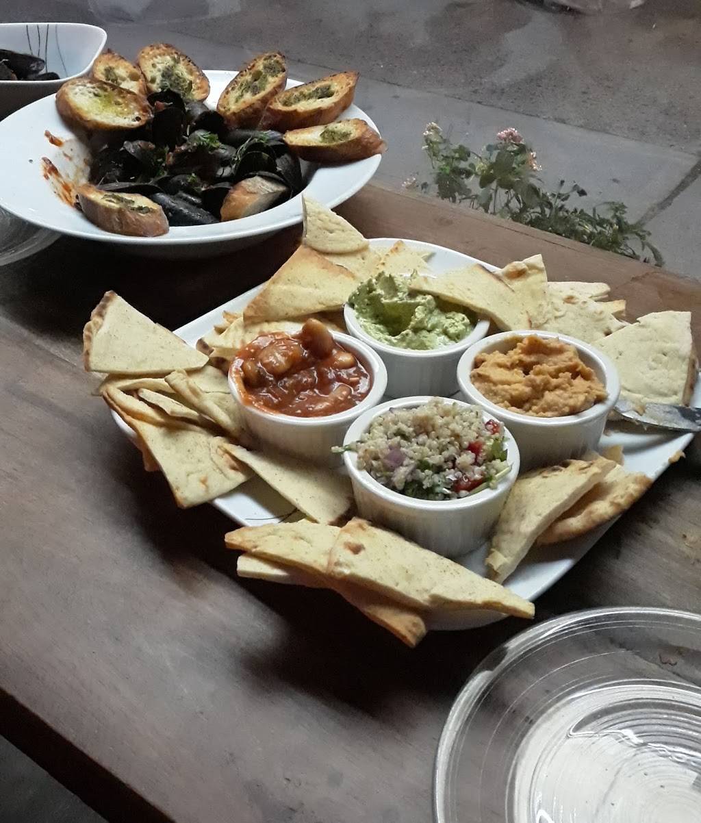 Keuka Kafe | restaurant | 11204 Queens Blvd, Forest Hills, NY 11375, USA | 7188801478 OR +1 718-880-1478