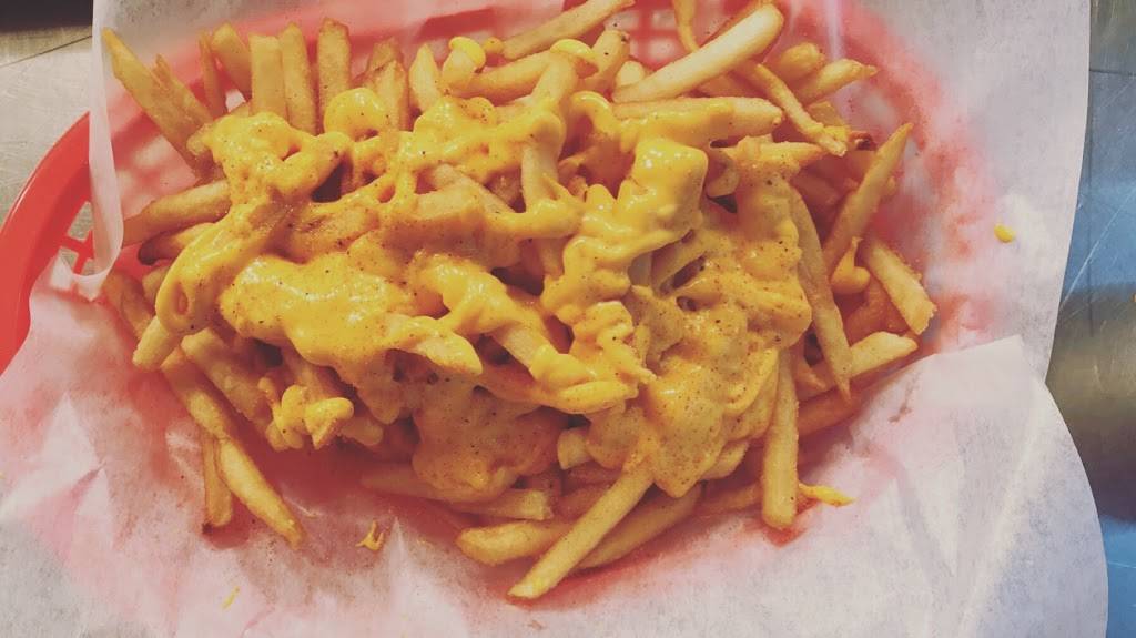 MO Fried Chicken | meal takeaway | 168 Wilson St, Manchester, NH 03103, USA | 6035188842 OR +1 603-518-8842