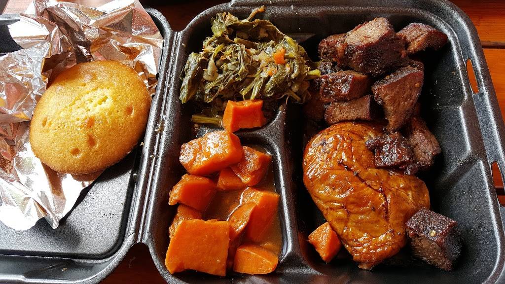 John Mulls Meats & Road Kill Grill | restaurant | 3730 Thom Blvd, Las Vegas, NV 89130, USA | 7026451200 OR +1 702-645-1200