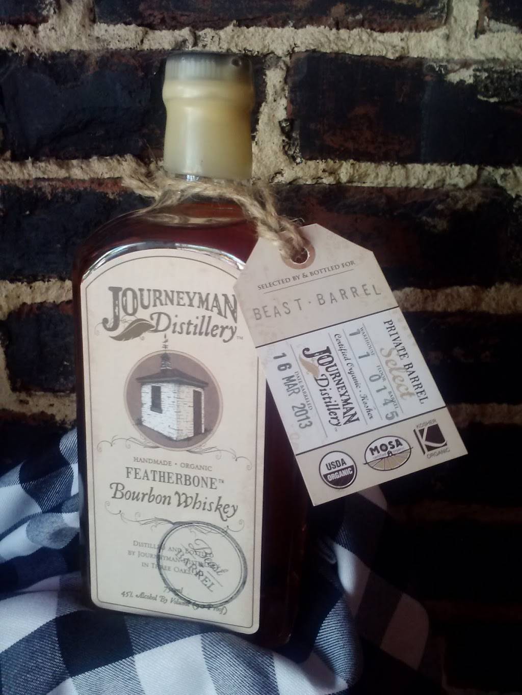 Beast + Barrel | restaurant | 16 Frazier Ave, Chattanooga, TN 37405, USA | 4238054599 OR +1 423-805-4599