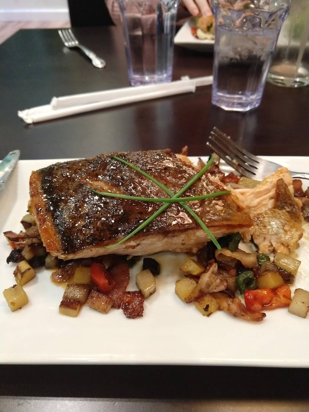 Childers Eatery - War Memorial (Grand Prairie) | restaurant | 5201 W War Memorial Dr Unit 260, Peoria, IL 61615, USA | 3097133118 OR +1 309-713-3118