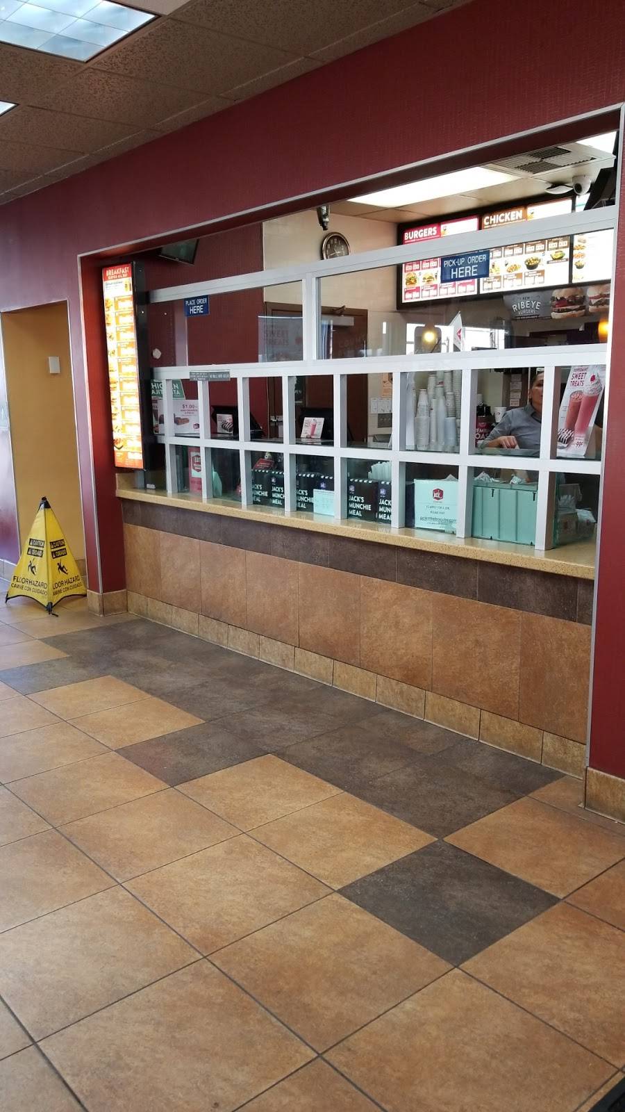 Jack in the Box | restaurant | 13510 S Western Ave, Gardena, CA 90249, USA | 3105385561 OR +1 310-538-5561