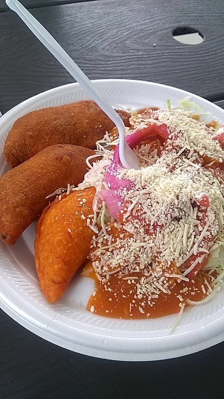 Antojitos Hondurenos | restaurant | 9713 Airline Dr, Houston, TX 77037, USA | 2814477757 OR +1 281-447-7757